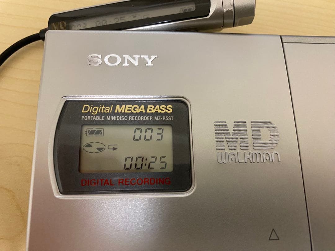 ★美品★　SONY　ポータブルMDレコーダー　MZ-R5ST MDステーション