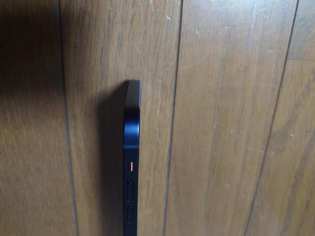 Apple iPhone 12 ブラック 本体　美品