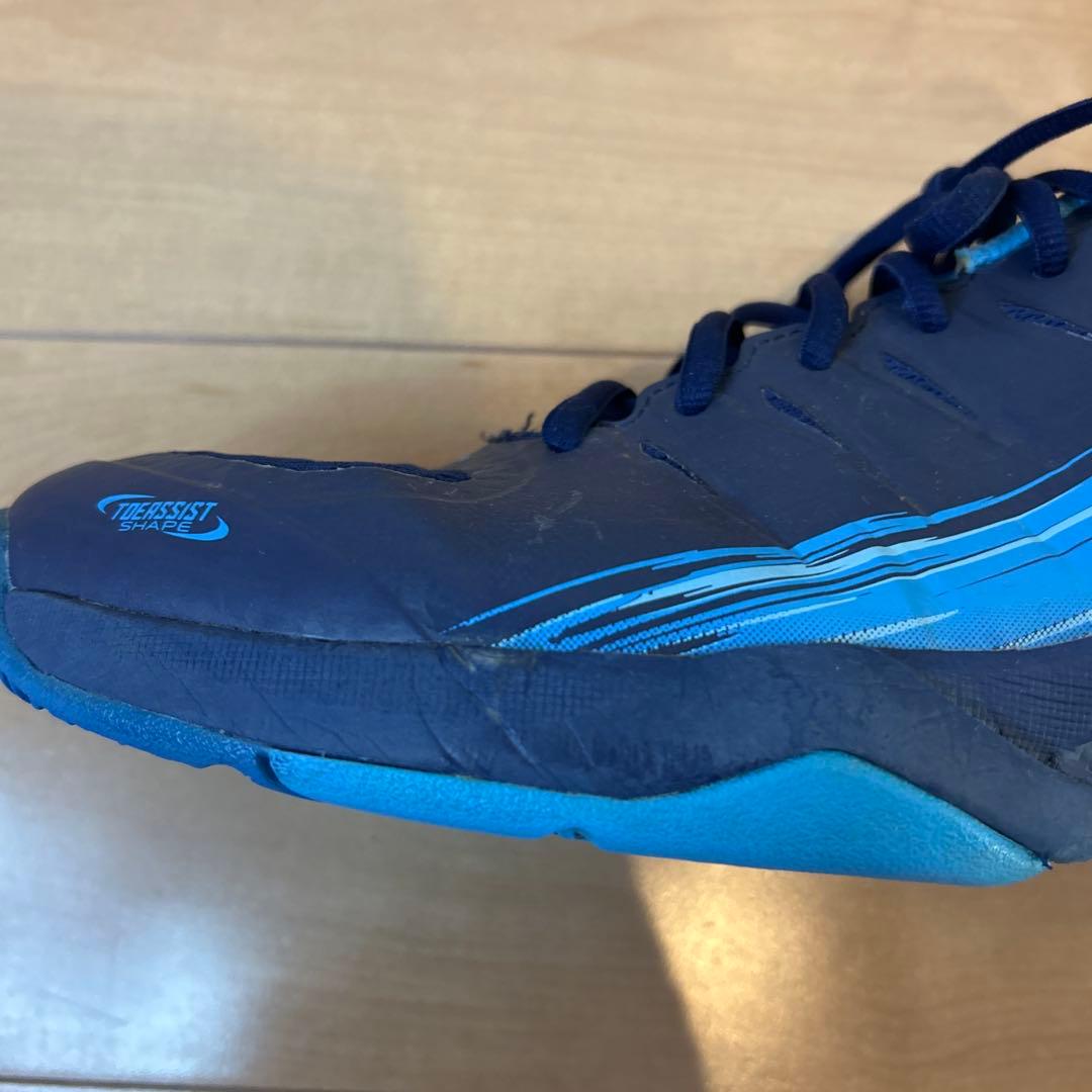 【十分に使える】ヨネックスパワークッションエアラスダッシュ3 GC 27.5cm