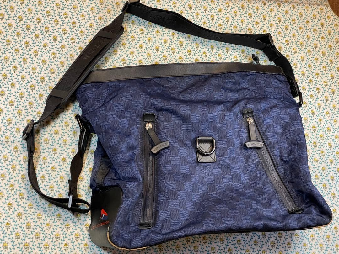 ジ*ニ様 LV ルイヴィトン　ダミエ　チャレンジカップ　ソラーノ ネイビー　N4