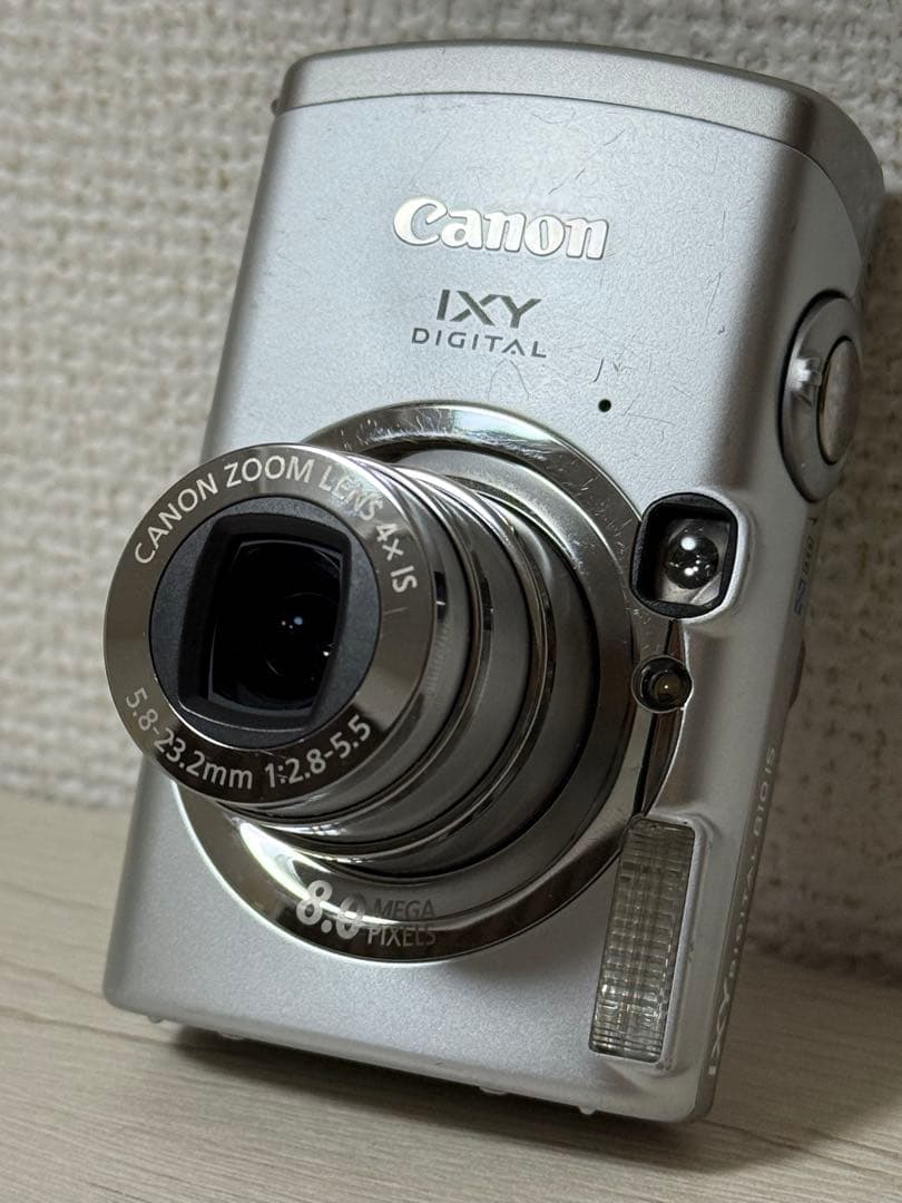 Canon IXY DIGITAL 810 IS PC1235 本体と付属品