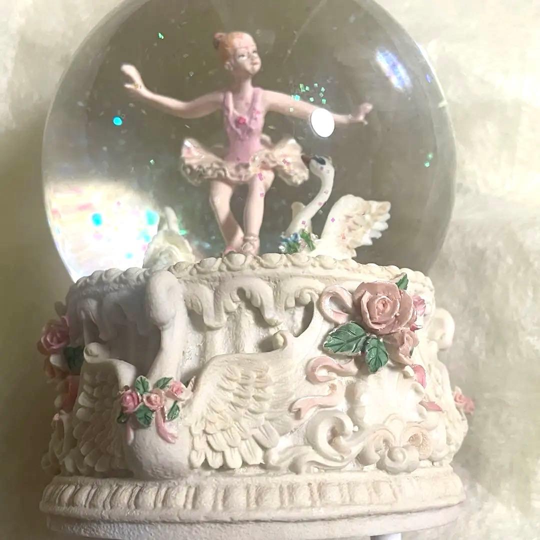 バレリーナオルゴール スノードーム　白鳥　天空の城　ラュピタ