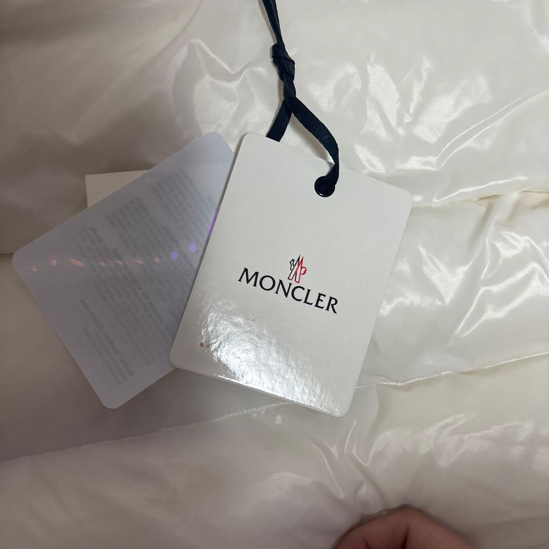 MONCLER マヤ白ダウン早い者勝ち