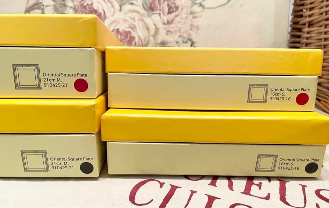 最終価格＊＊ドンブリ&プレート６点セット　ル・クルーゼ＊＊　赤・黒