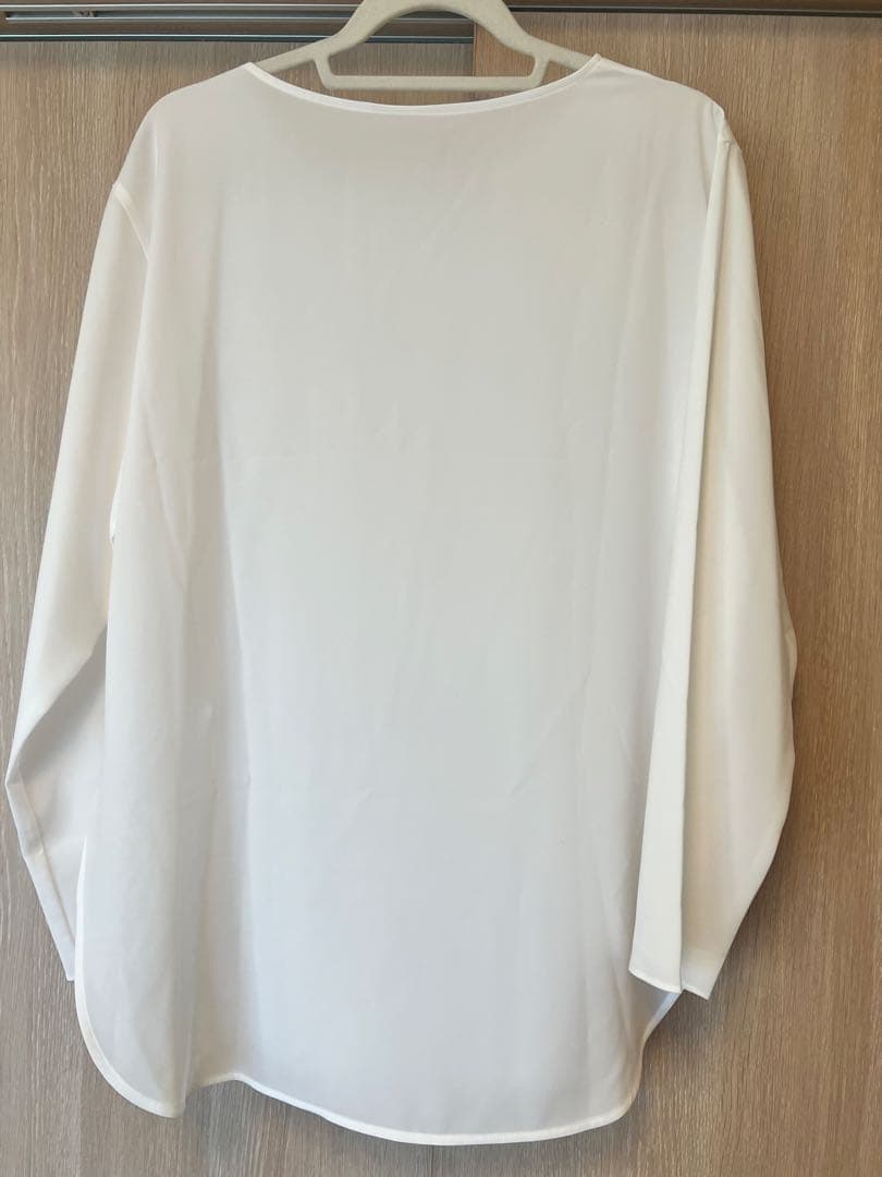 今期購入【新品未使用タグ付】 ガリャルダガランテ　ラウンドブラウスTee