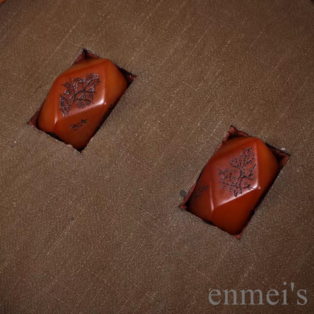 中国古美術『旧蔵 清代宮廷 寿山石印章套装』刺繍盒付 極細工 高浮彫 置物 擺件