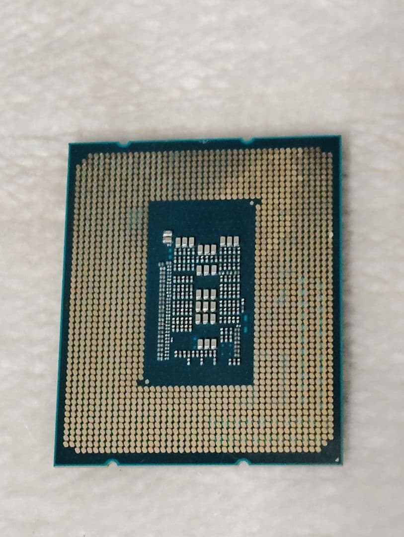 intel core i3-12100f 動作確認済