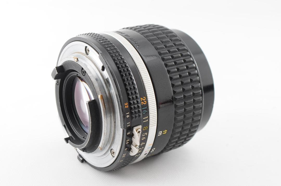 ★超美品 カビ、くもりなし★ NIKON Ai-s NIKKOR 85mm f2