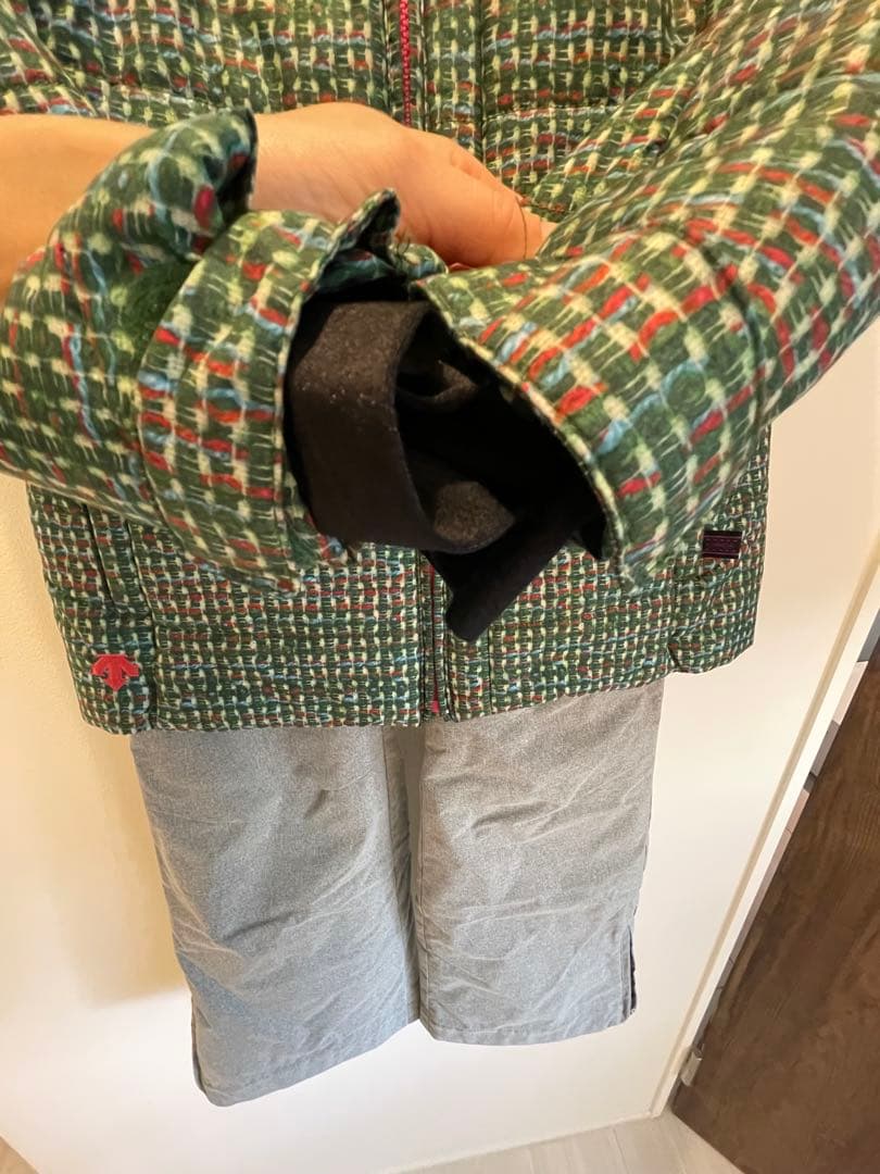 〔美品〕 デサント スノーボースキーウェア　レディース ジュニア　サイズS