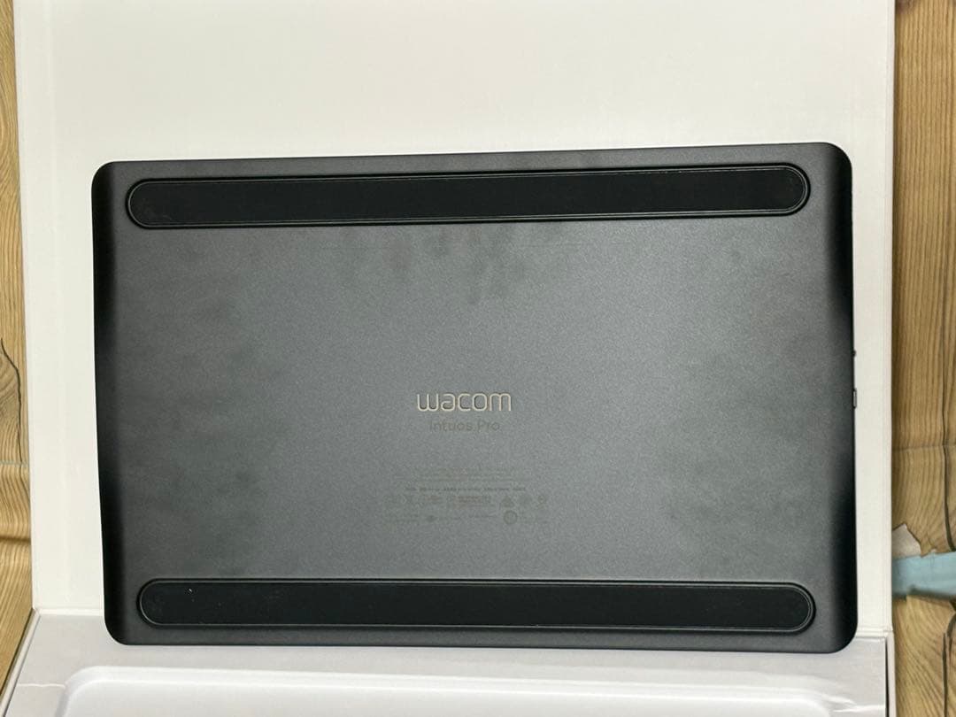 Wacom ワコム ntuos Pro Medium PTH-660/K0
