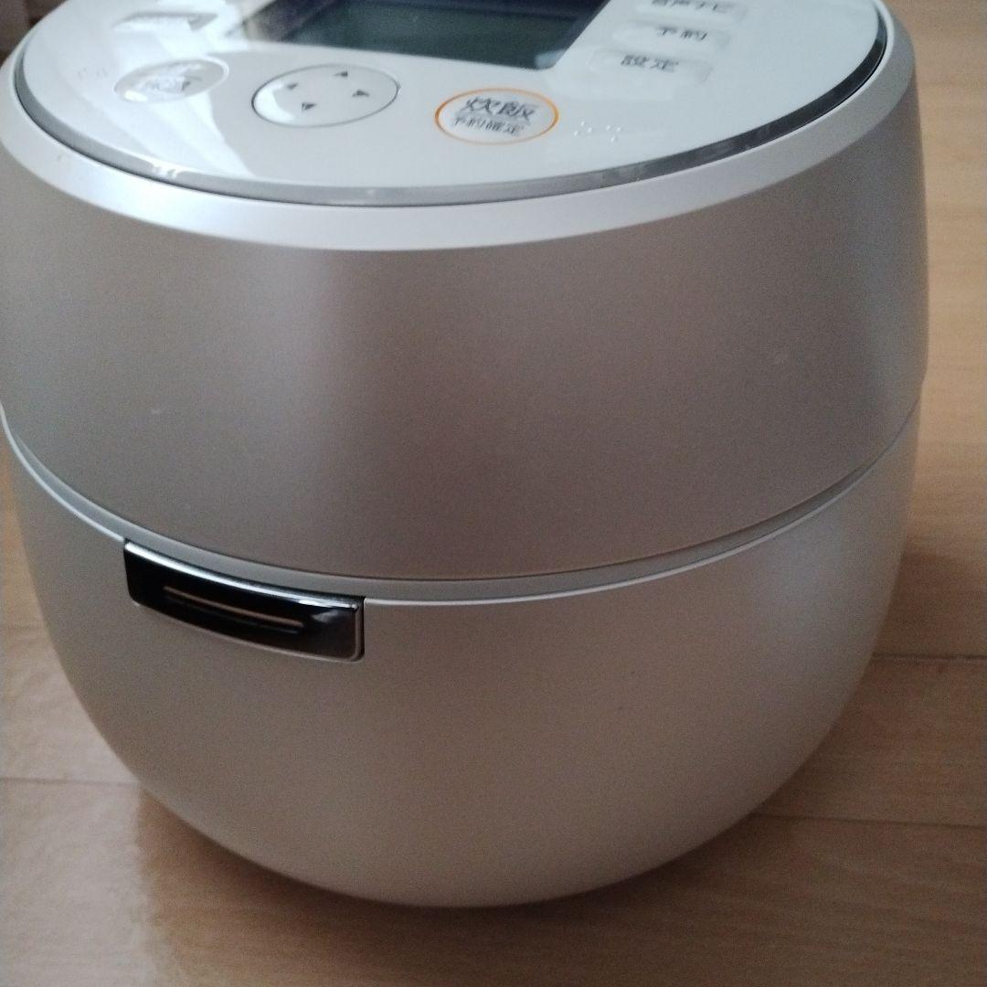 三菱電機IHジャー炊飯器 本炭釜KAMADO NJ-AW109-W/20年製