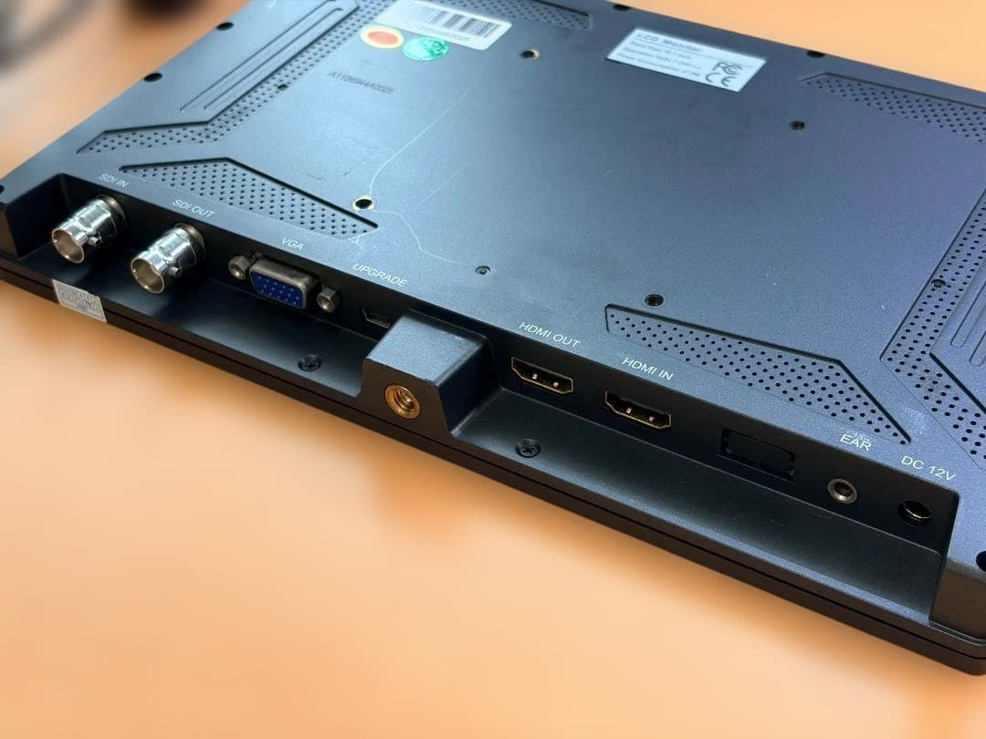 LILLIPUT 10.1インチ 撮影用モニター HDMI VGA SDI 接続