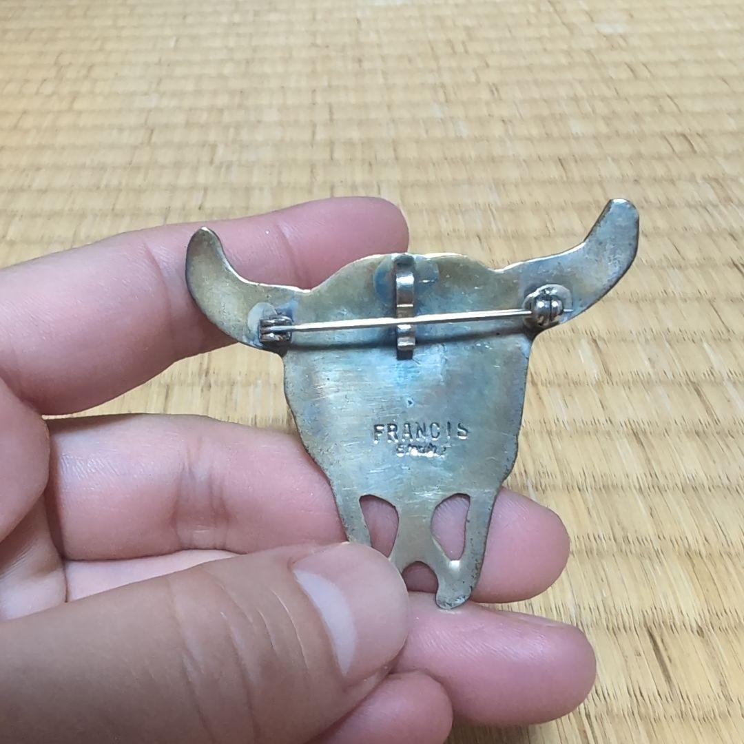 メルヴィン　フランシス　スカル　ピンブローチ