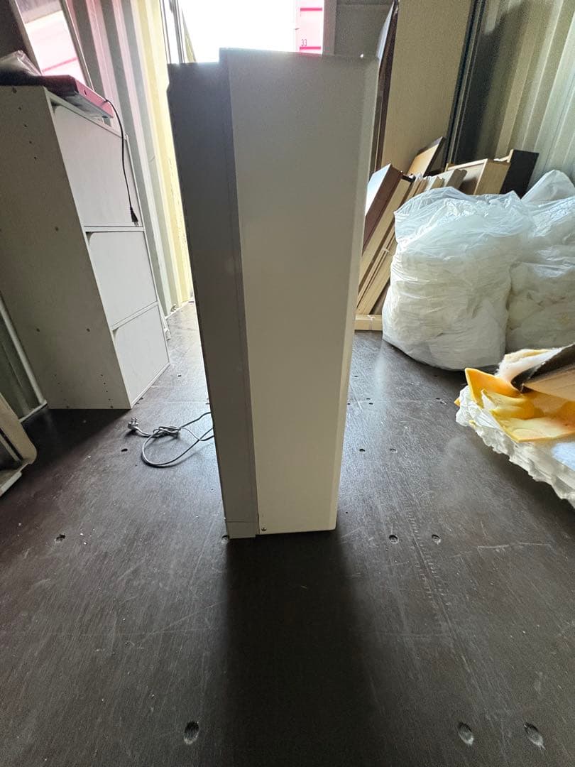 コロナルームエアコン ウインド形冷房専用 型式 CW-1623RA