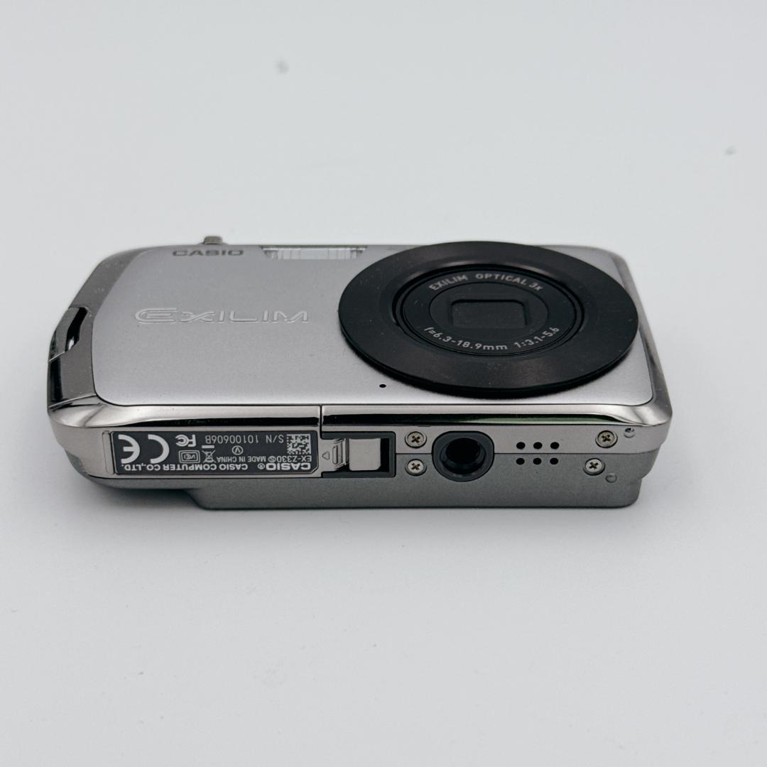 専用予約済み【美品】CASIO EXILIM EX-Z330 コンパクトデジタル