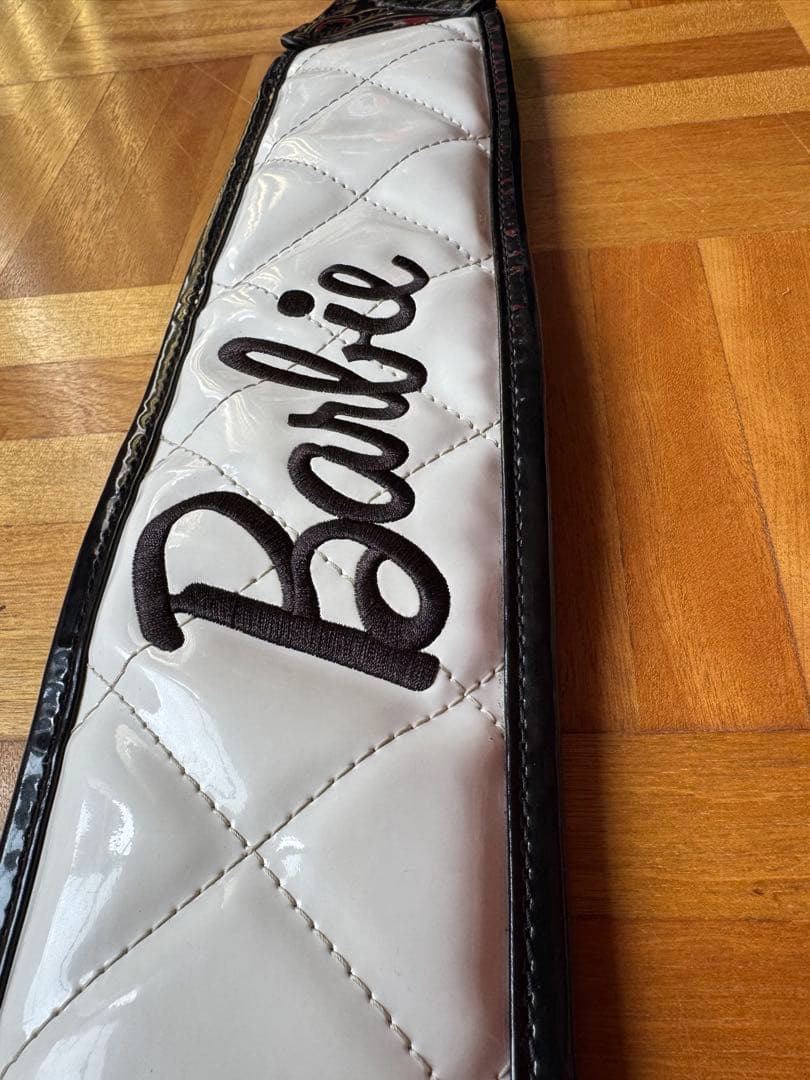 希少ホワイトBarbie ゴルフバッグ・キャディバッグ