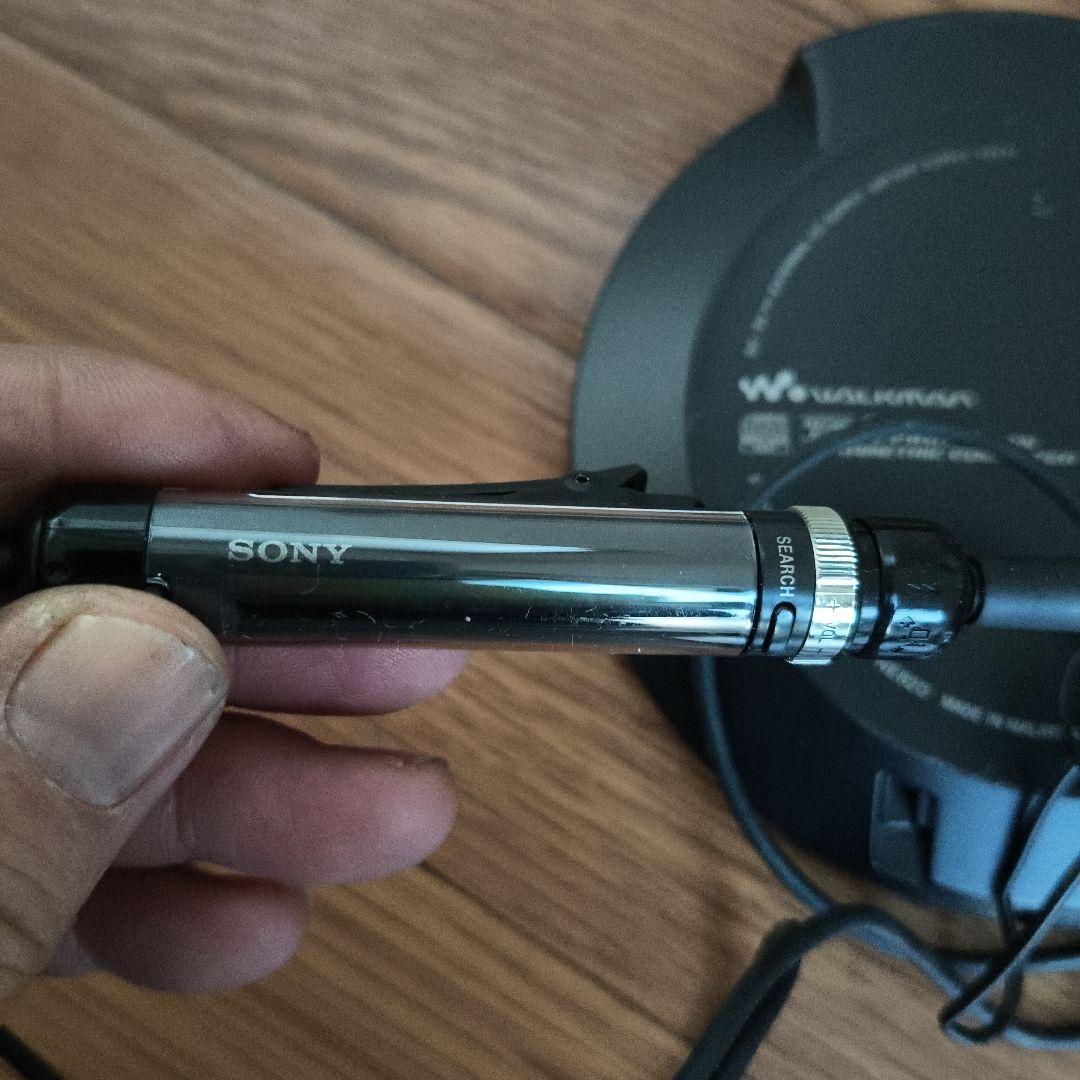 ソニー SONY D-NE820 CDウォークマン ブラック
