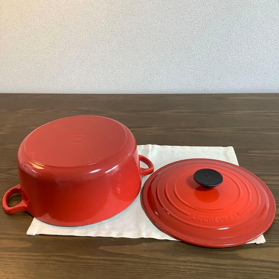 【美品】ルクルーゼ　ココットロンド　24cm