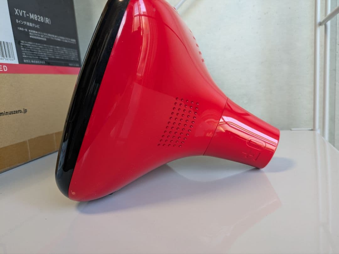 8インチ LCDテレビ XVT-M020(R) レッド