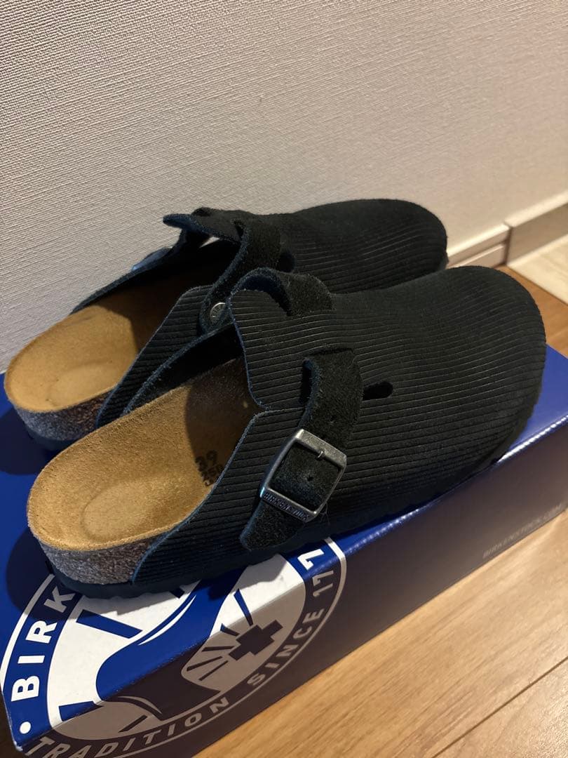 BIRKENSTOCK ブラック コーデュロイ サボサンダル