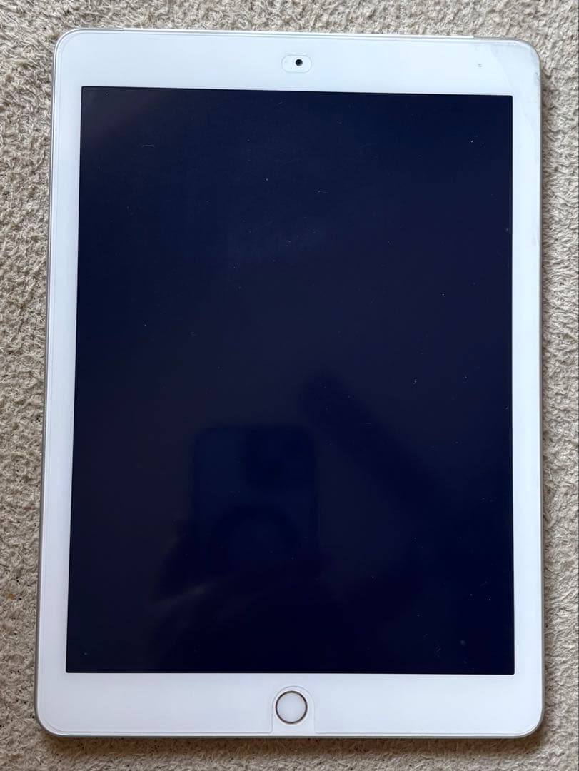 iPad(第5世代)10.2インチ WiFi + Cellular 32GB