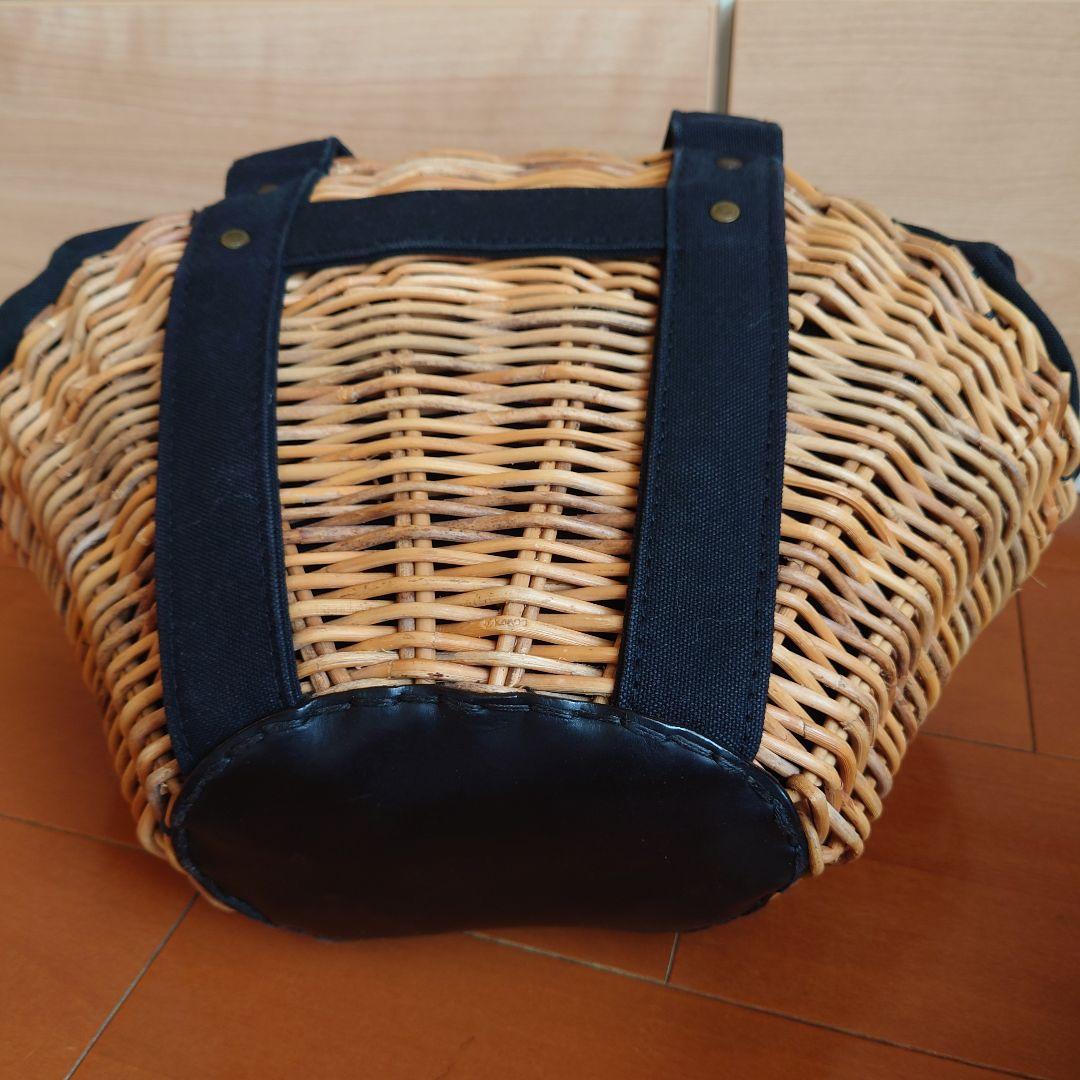 エバゴス　扇型バッグ