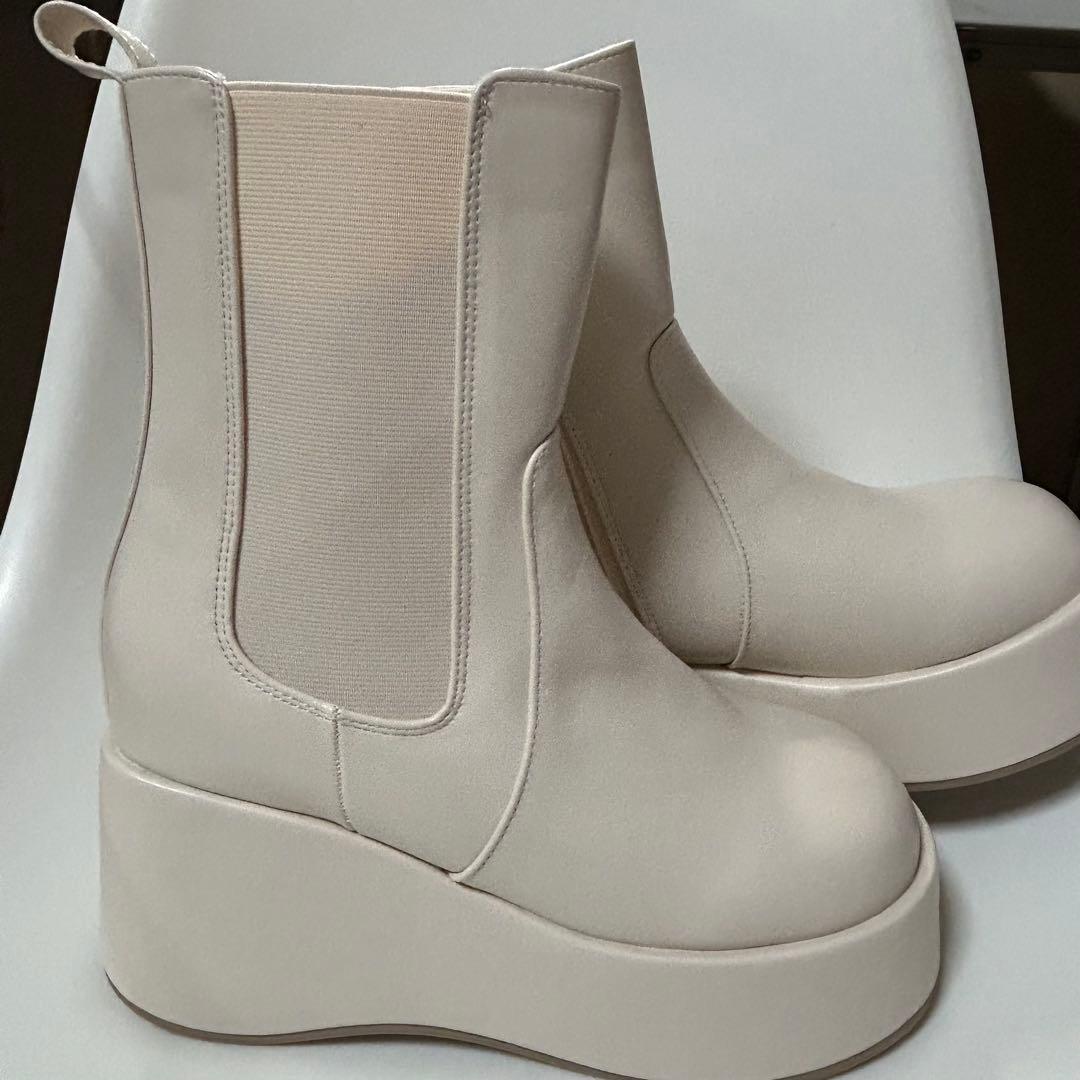 【マイナス3キロ見え】サイドゴア ボリュームソールショートブーツ ナイスクラップ