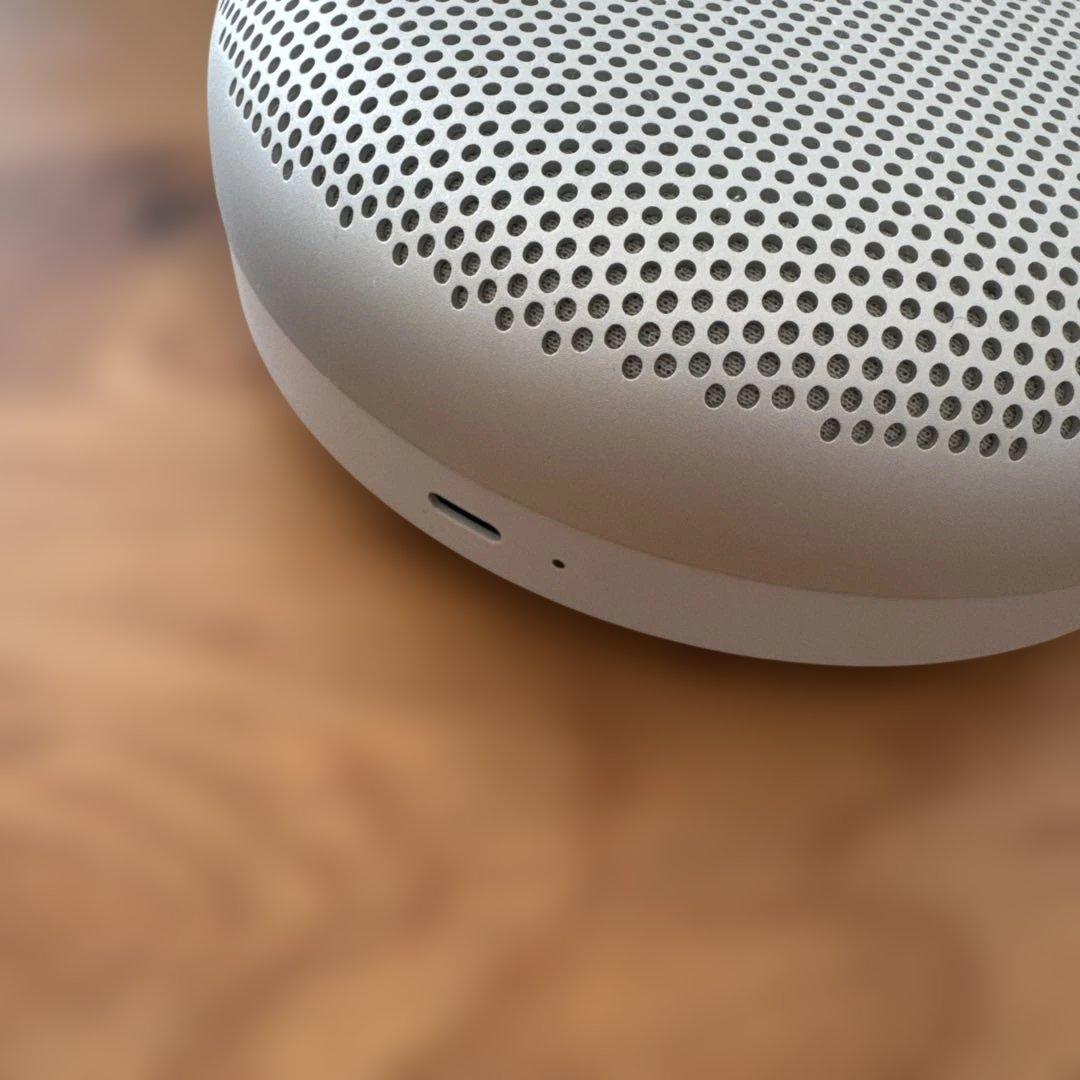 【新品同様】BANG & OLUFSEN　Beosound A1 2nd Gen