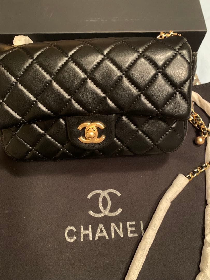 CHANEL シャネル ブラック ショルダーバッグ ノベルティ マトラッセ