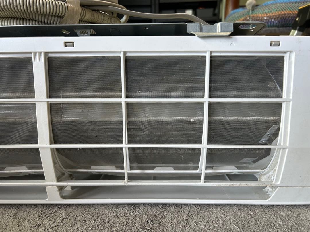 アイリスオーヤマ IHF-5606G エアコン 18畳