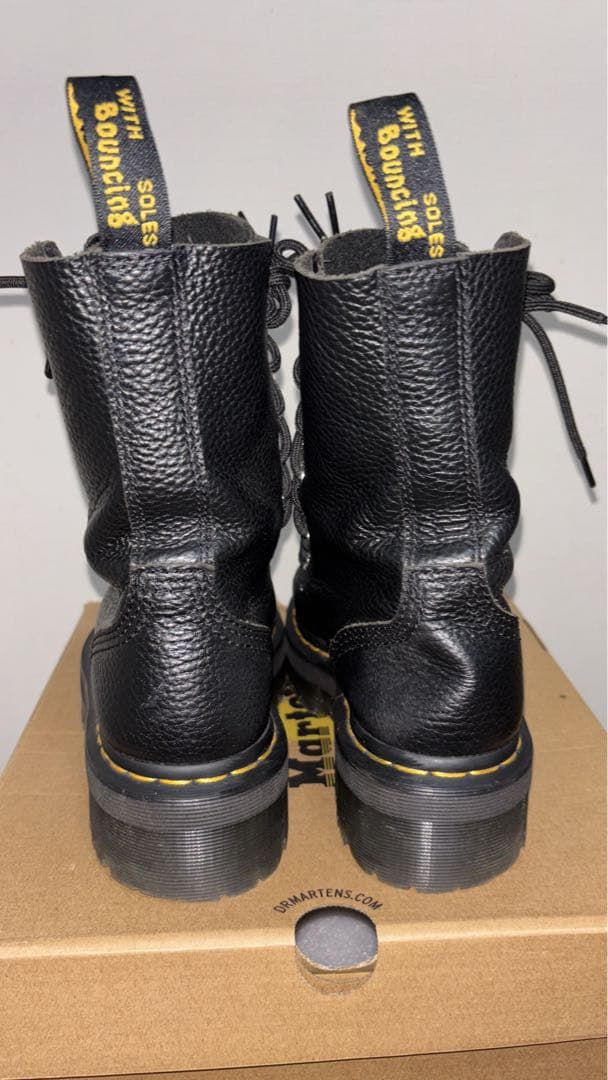 Dr.Martens ハイツイストブーツ