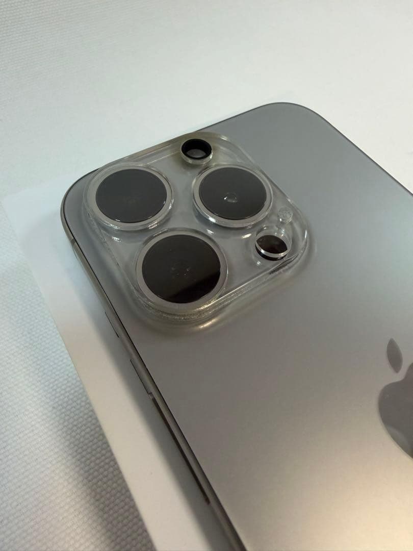 iPhone 15 Pro ブラックチタニウム 512GB SIMフリー