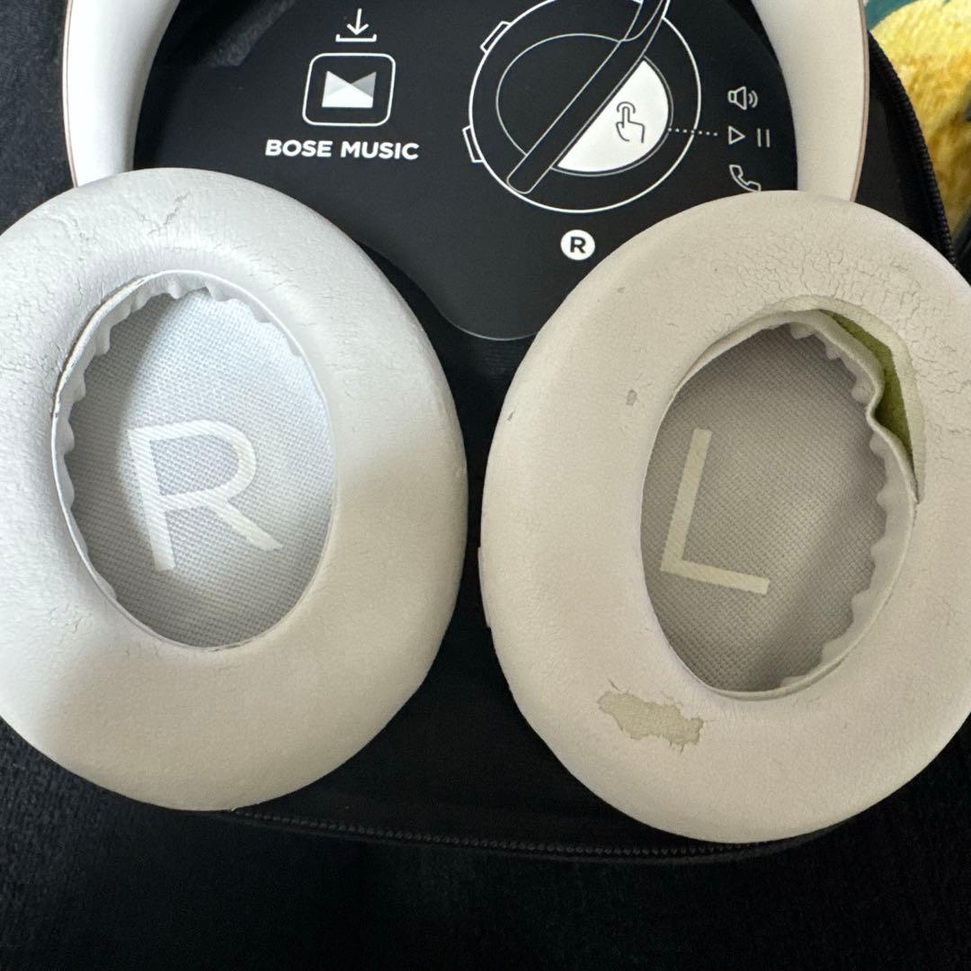 ボズNoise Cancelling Headphones 700 ヘッドホン