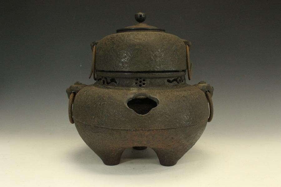茶道具 鬼面風炉釜 平丸釜 環付 706