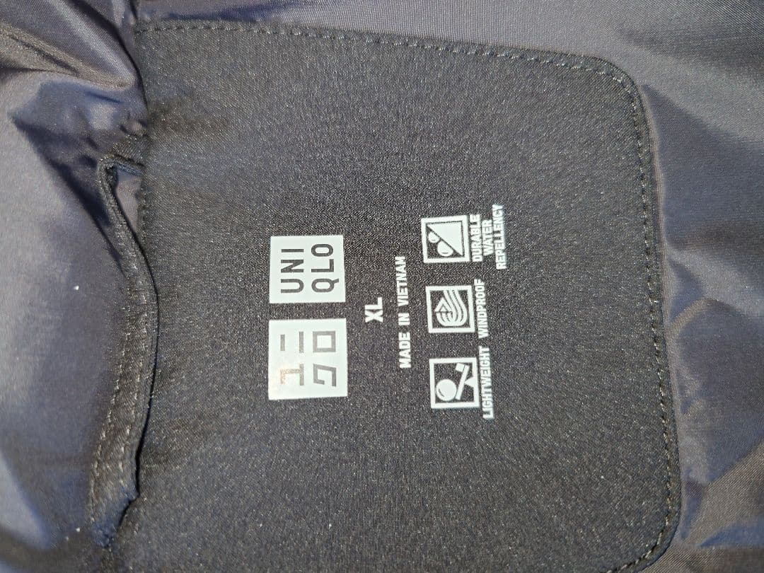 UNIQLO シームレス ダウンパーカー XLサイズ　ブラック