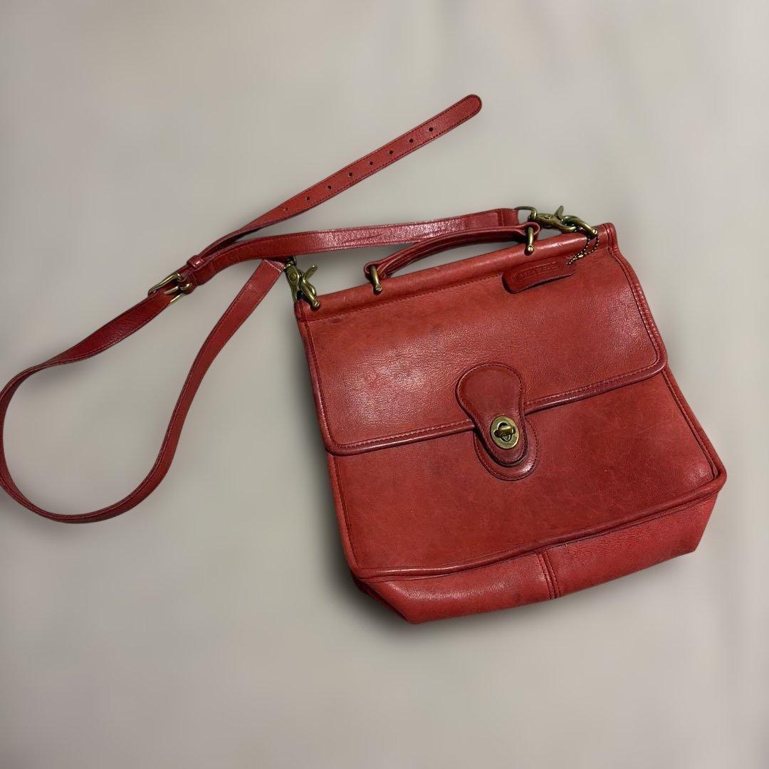 コーチ　レザー 赤 ショルダーバッグ