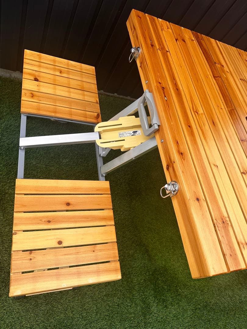 木製　折りたたみアウトドアテーブル　チェア一体型