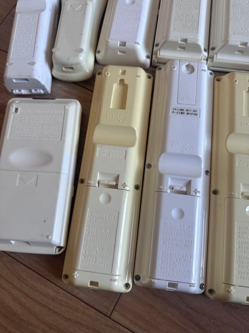 エアコン用リモコン 三菱、nocria 富士通、..13個