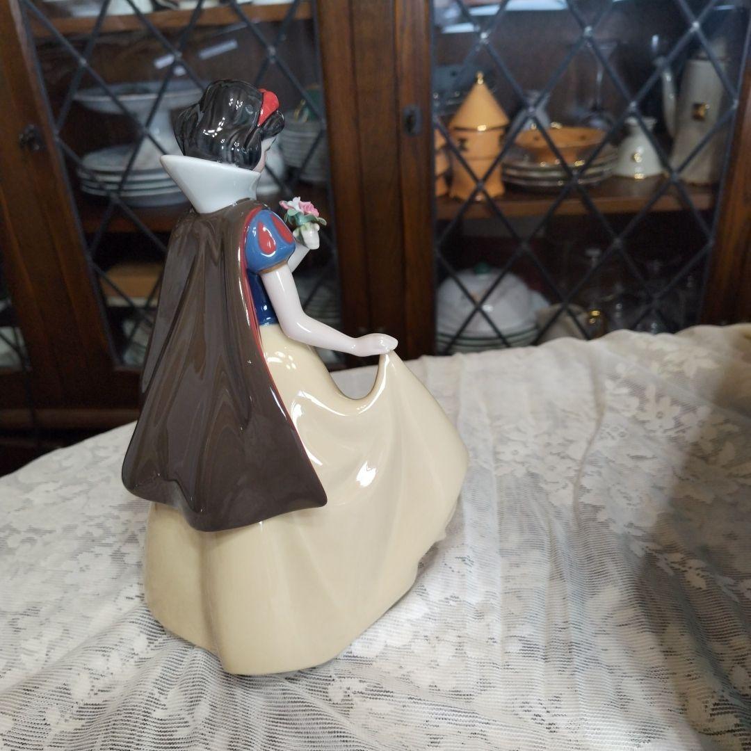 リヤドロ白雪姫2017（発送は9/11～13)