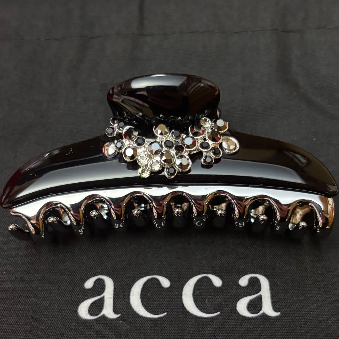 acca ヘアクリップ　フラワーモチーフ