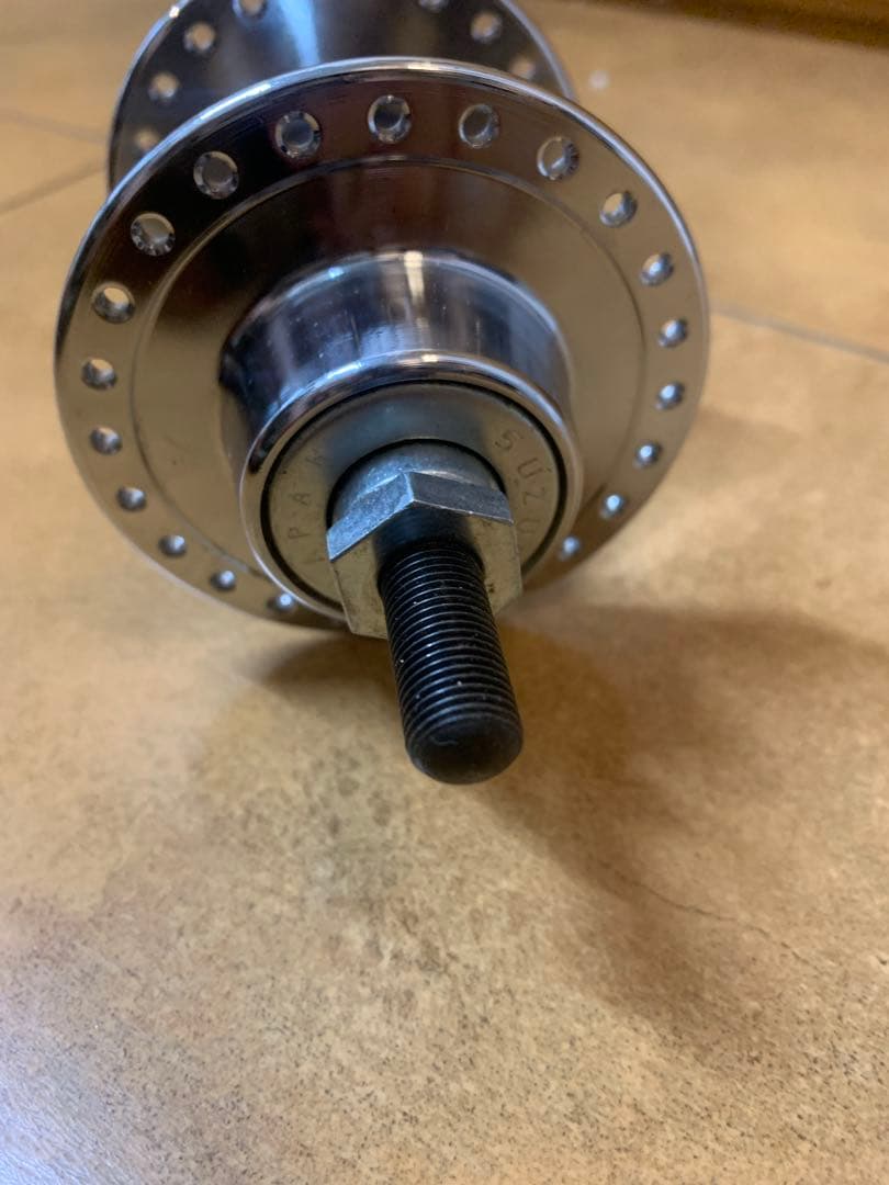 【新品未使用】SUZUE スズエ　BMX ラージフランジ　ハブ 3/8 HP48