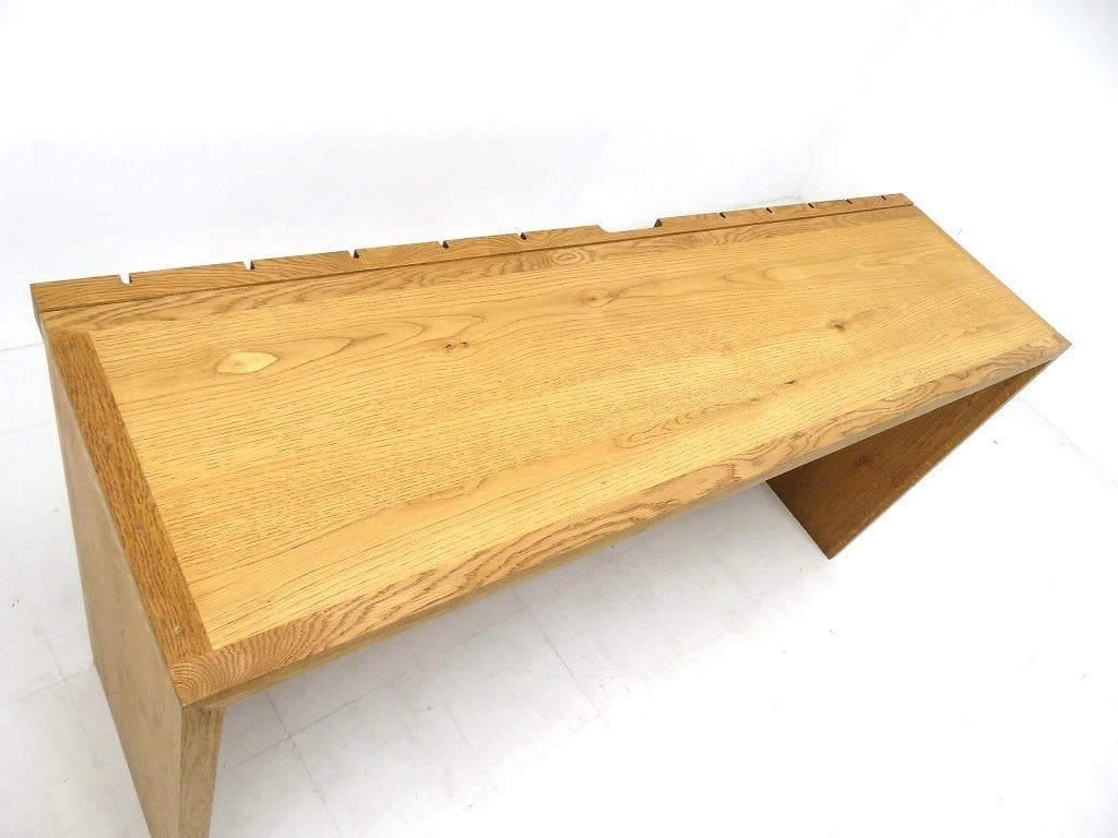 展示品　クラッシュゲート　オーク材　カウンターテーブル　キッチン　カフェ