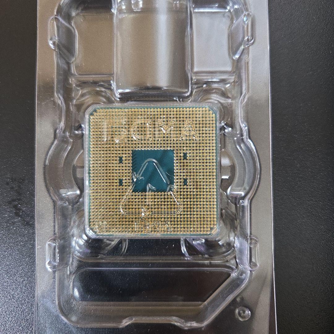 AMD Ryzen 7 3700X CPU　本体のみ