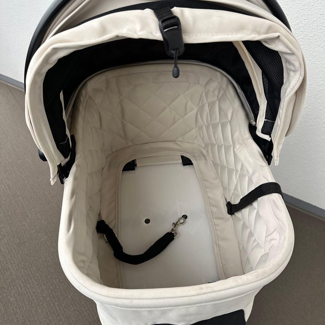 AIRBUGGY WIZ ホワイト ペットカート