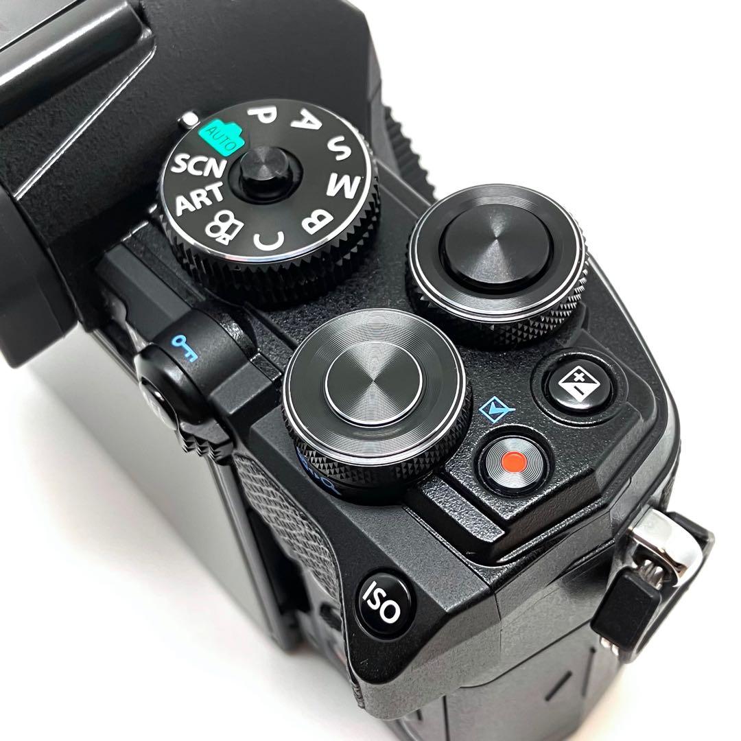 OM-D E-M5 Mark III マーク3 OLYMPUS 黒 0616