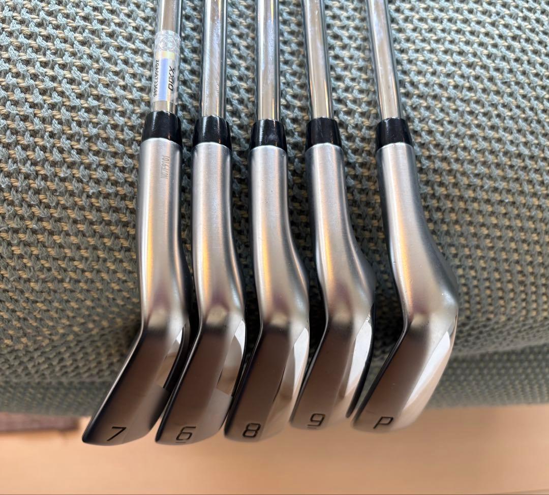 ゼクシオ X 2024 エックス　アイアン　DG95 R300