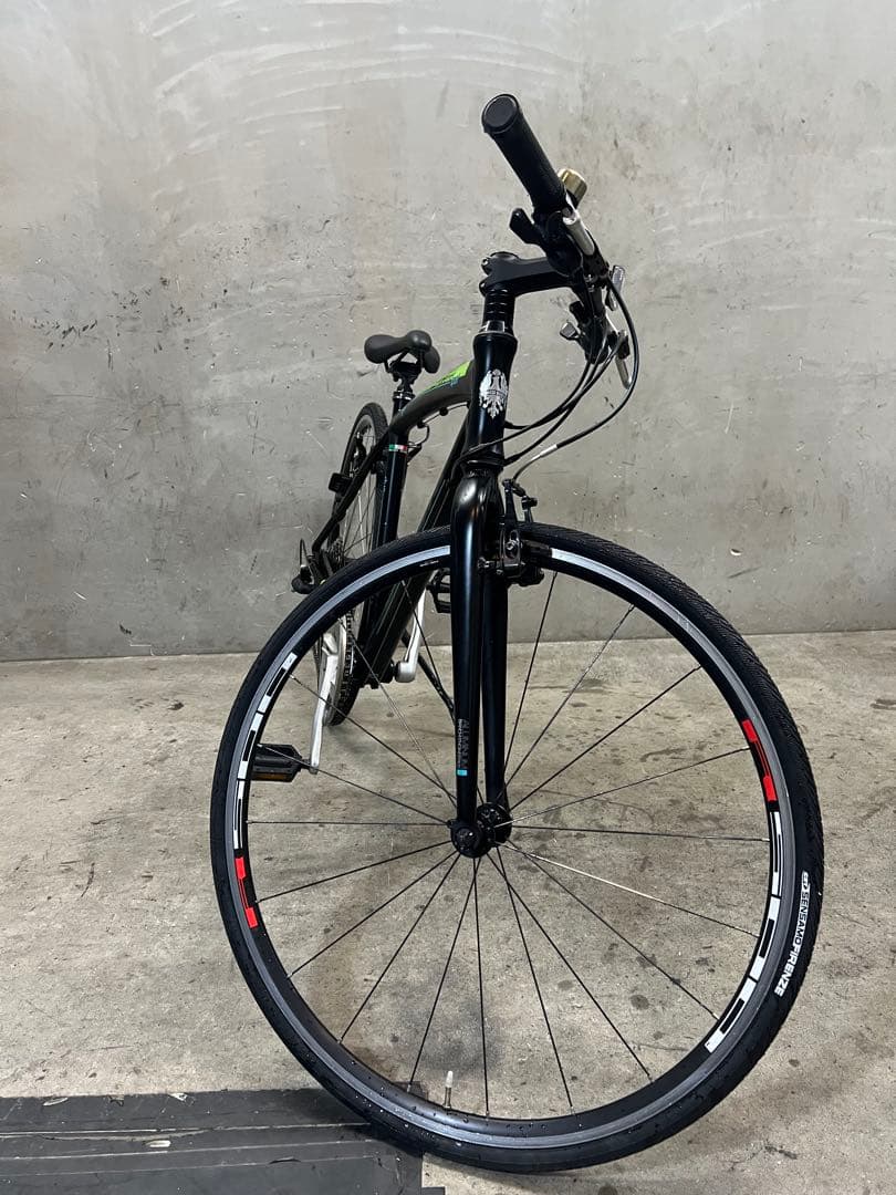 クロスバイク　 ビアンキ CAMALEONTE sport タイヤ新品❗️