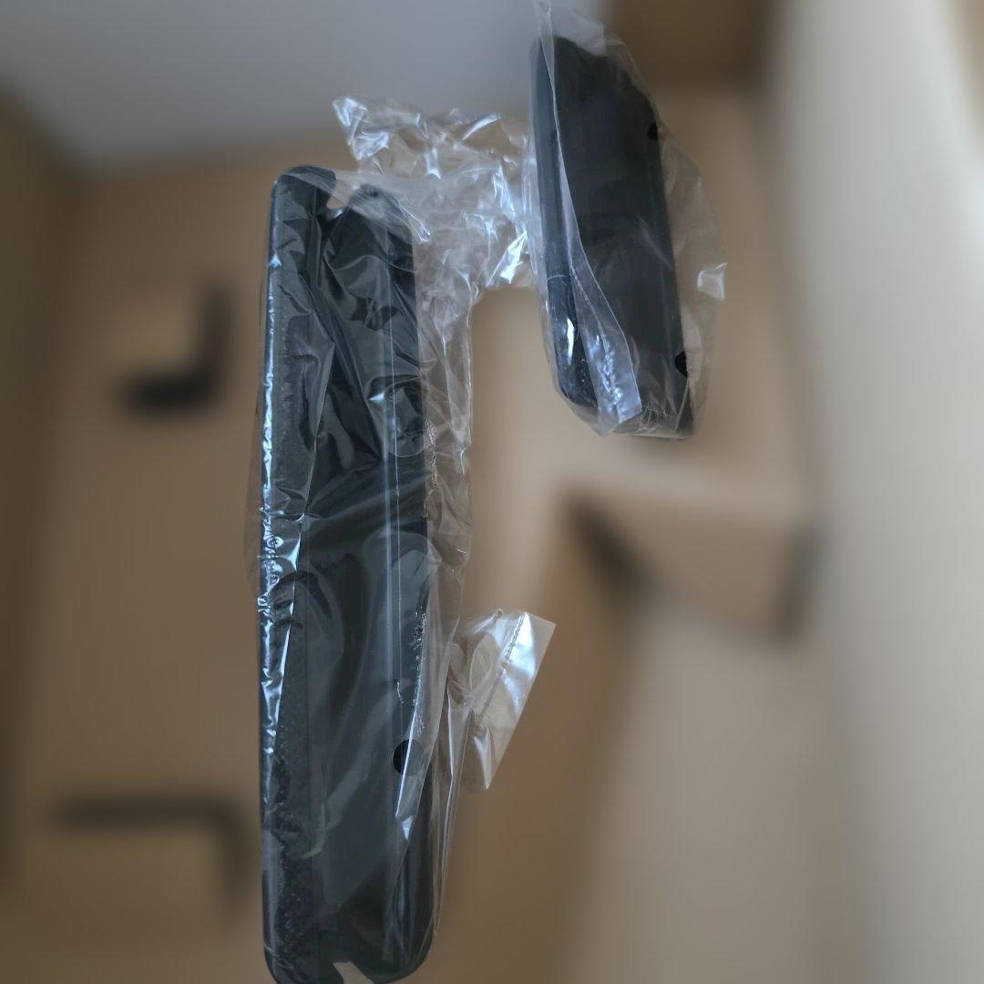 Shark EVOPOWER W25 充電式ハンディクリーナー