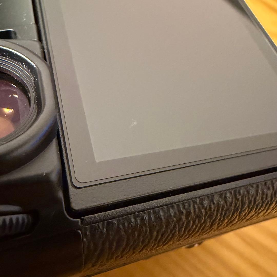 入手困難　美品　FUJIFILM X100ⅵ コンデジ　ブラック　おまけ多数