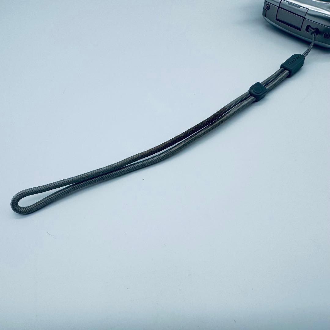 FUJIFILM FINEPIX F70EXR コンパクトデジタルカメラ